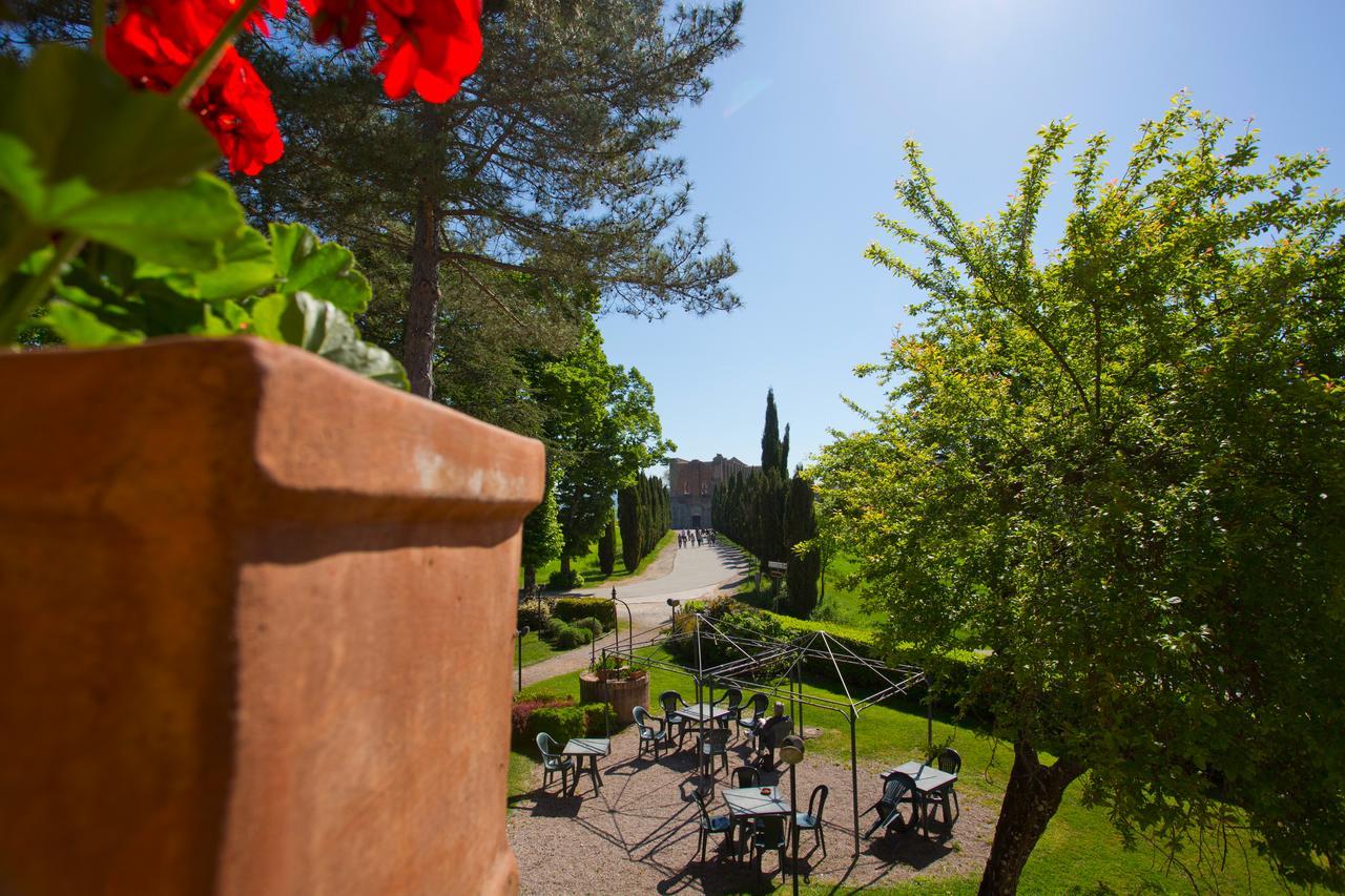 Casale San Galgano Aparthotel Chiusdino Ngoại thất bức ảnh